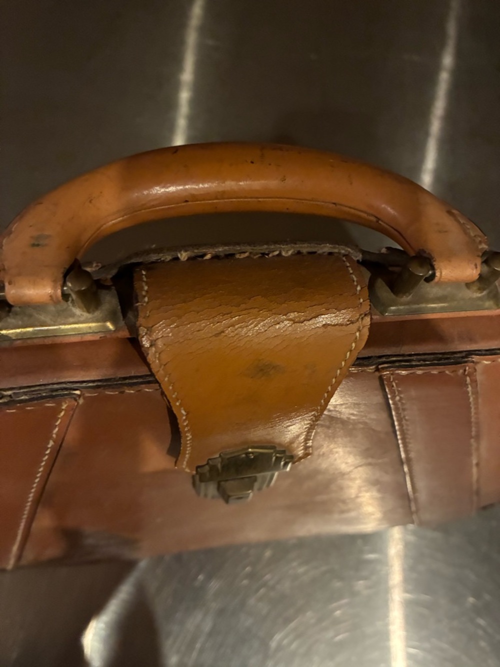 NBC Brief Case National Brief Case Classic Brown Leather Briefcase Travel Bag - Picture 3 of 13